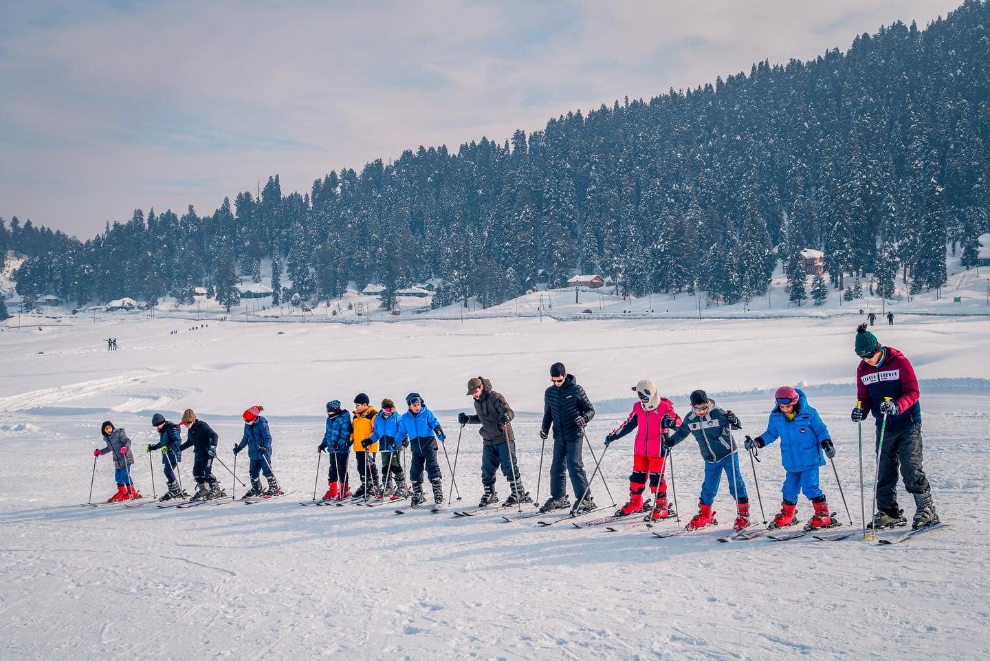 skiing-in-gulmarg-kashmir